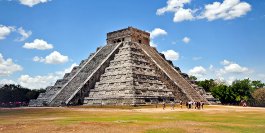 Pyramide Chizen Itza, wie sie auf der Mexiko Rundreise besichtigt werden kann.